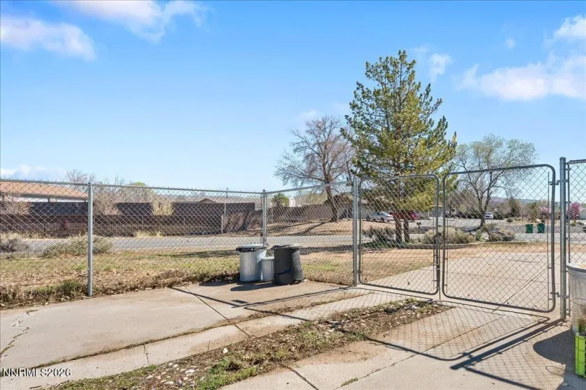 450 Omni, Sparks, Nevada 89441, 3 Bedrooms Bedrooms, ,2 BathroomsBathrooms,Residential,Residential,Omni,260003282