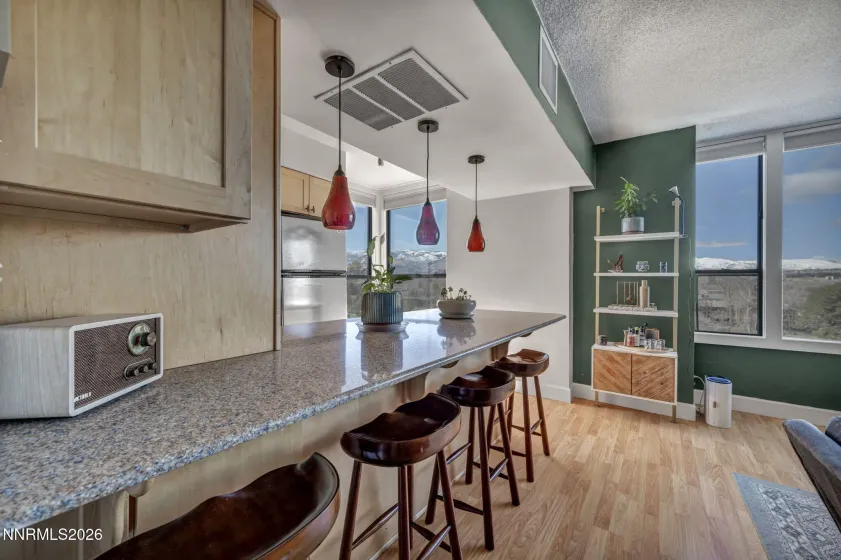 280 Island, Reno, Nevada 89501, 1 Bedroom Bedrooms, ,2 BathroomsBathrooms,Residential,Residential,Island,260003287