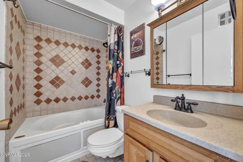 280 Island, Reno, Nevada 89501, 1 Bedroom Bedrooms, ,2 BathroomsBathrooms,Residential,Residential,Island,260003287