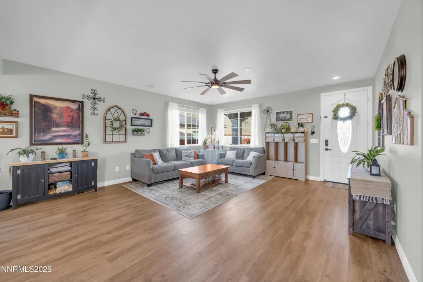 18648 Granite Peak, Reno, Nevada 89508, 5 Bedrooms Bedrooms, ,4 BathroomsBathrooms,Residential,Residential,Granite Peak,260003289