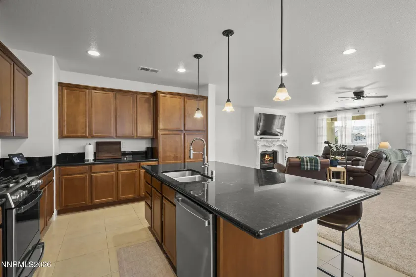 4283 Matter, Sparks, Nevada 89436, 3 Bedrooms Bedrooms, ,2 BathroomsBathrooms,Residential,Residential,Matter,260003291