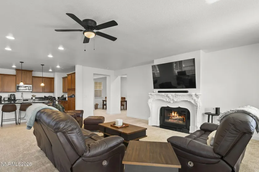 4283 Matter, Sparks, Nevada 89436, 3 Bedrooms Bedrooms, ,2 BathroomsBathrooms,Residential,Residential,Matter,260003291