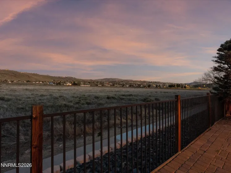 5570 Knoll View, Sparks, Nevada 89436, 3 Bedrooms Bedrooms, ,2 BathroomsBathrooms,Residential,Residential,Knoll View,260003294