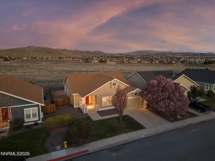 5570 Knoll View, Sparks, Nevada 89436, 3 Bedrooms Bedrooms, ,2 BathroomsBathrooms,Residential,Residential,Knoll View,260003294