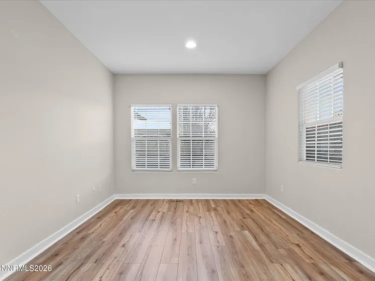 5570 Knoll View, Sparks, Nevada 89436, 3 Bedrooms Bedrooms, ,2 BathroomsBathrooms,Residential,Residential,Knoll View,260003294