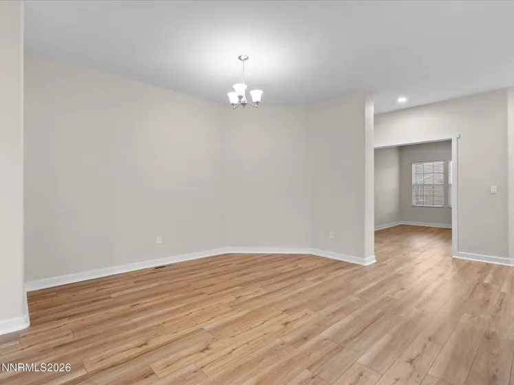 5570 Knoll View, Sparks, Nevada 89436, 3 Bedrooms Bedrooms, ,2 BathroomsBathrooms,Residential,Residential,Knoll View,260003294