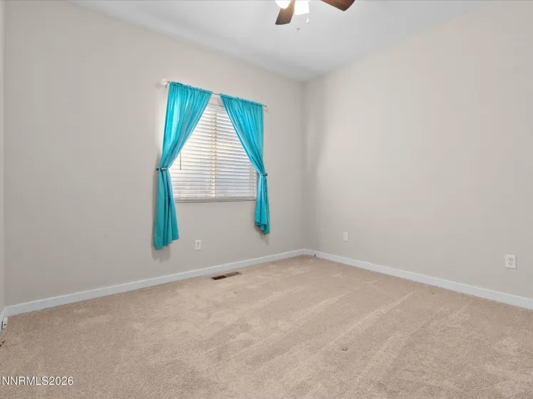 5570 Knoll View, Sparks, Nevada 89436, 3 Bedrooms Bedrooms, ,2 BathroomsBathrooms,Residential,Residential,Knoll View,260003294