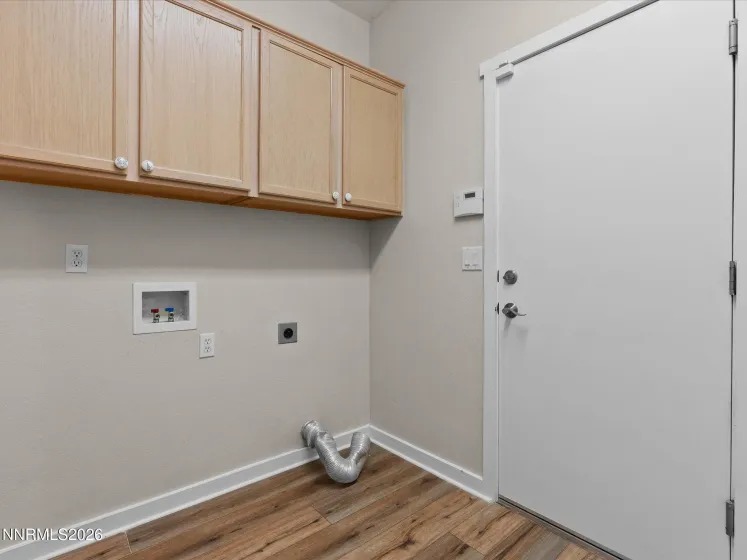 5570 Knoll View, Sparks, Nevada 89436, 3 Bedrooms Bedrooms, ,2 BathroomsBathrooms,Residential,Residential,Knoll View,260003294