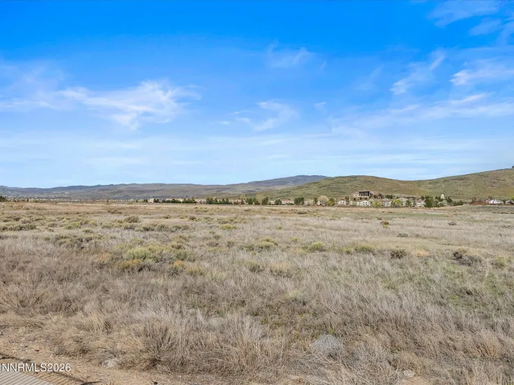 5570 Knoll View, Sparks, Nevada 89436, 3 Bedrooms Bedrooms, ,2 BathroomsBathrooms,Residential,Residential,Knoll View,260003294