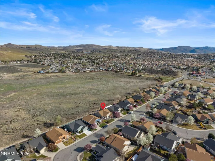 5570 Knoll View, Sparks, Nevada 89436, 3 Bedrooms Bedrooms, ,2 BathroomsBathrooms,Residential,Residential,Knoll View,260003294