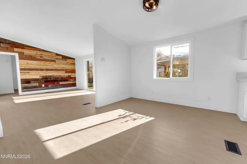 17575 Thrush, Reno, Nevada 89508, 4 Bedrooms Bedrooms, ,2 BathroomsBathrooms,Residential,Residential,Thrush,260002971