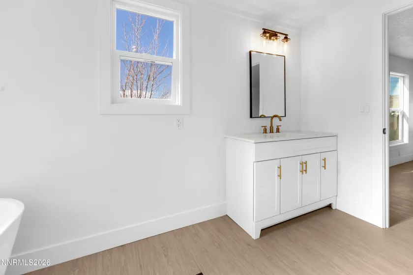 17575 Thrush, Reno, Nevada 89508, 4 Bedrooms Bedrooms, ,2 BathroomsBathrooms,Residential,Residential,Thrush,260002971