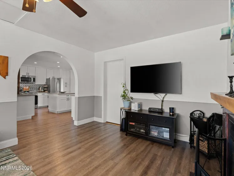 1030 4th, Sparks, Nevada 89431, 2 Bedrooms Bedrooms, ,1 BathroomBathrooms,Residential,Residential,4th,260003297