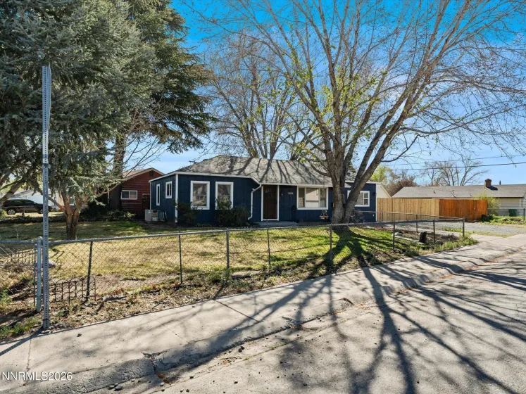 1030 4th, Sparks, Nevada 89431, 2 Bedrooms Bedrooms, ,1 BathroomBathrooms,Residential,Residential,4th,260003297