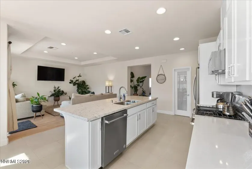 11174 Freedom Range, Reno, Nevada 89521, 3 Bedrooms Bedrooms, ,2 BathroomsBathrooms,Residential,Residential,Freedom Range,260003299