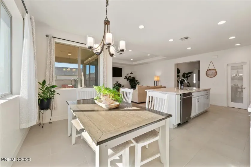 11174 Freedom Range, Reno, Nevada 89521, 3 Bedrooms Bedrooms, ,2 BathroomsBathrooms,Residential,Residential,Freedom Range,260003299