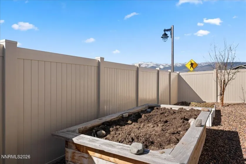 11174 Freedom Range, Reno, Nevada 89521, 3 Bedrooms Bedrooms, ,2 BathroomsBathrooms,Residential,Residential,Freedom Range,260003299