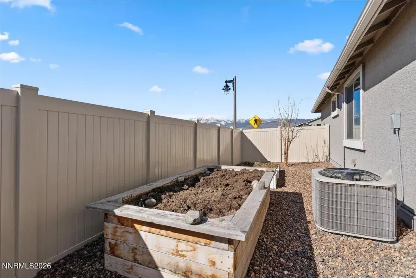 11174 Freedom Range, Reno, Nevada 89521, 3 Bedrooms Bedrooms, ,2 BathroomsBathrooms,Residential,Residential,Freedom Range,260003299