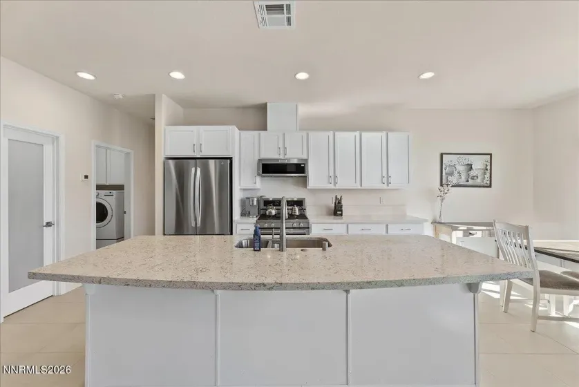 11174 Freedom Range, Reno, Nevada 89521, 3 Bedrooms Bedrooms, ,2 BathroomsBathrooms,Residential,Residential,Freedom Range,260003299