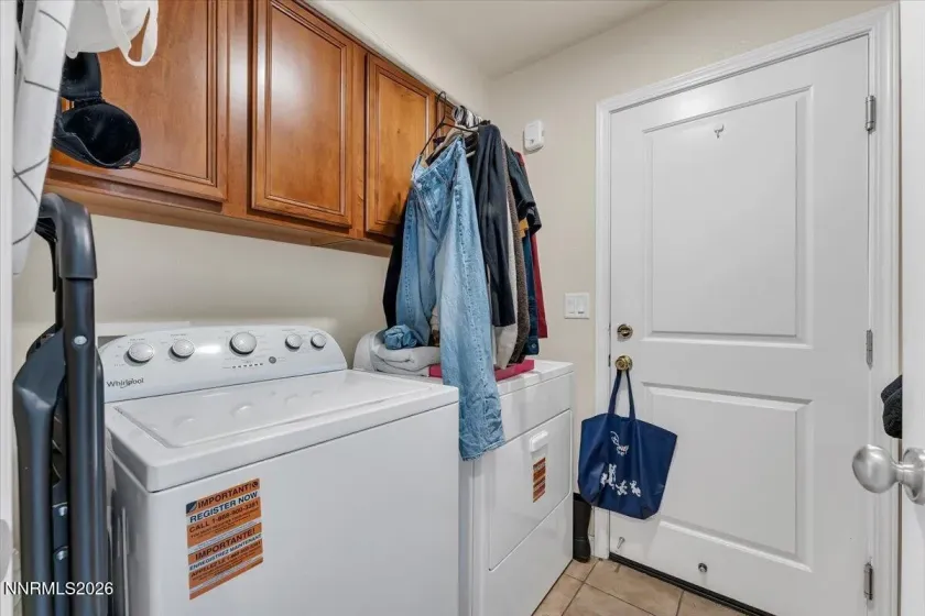 7604 Stone Bluff, Reno, Nevada 89523, 4 Bedrooms Bedrooms, ,3 BathroomsBathrooms,Residential,Residential,Stone Bluff,260003301