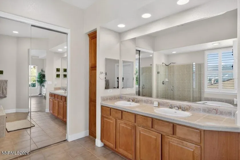 2784 Robb, Reno, Nevada 89523, 4 Bedrooms Bedrooms, ,4 BathroomsBathrooms,Residential,Residential,Robb,260003305