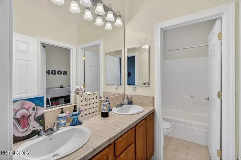 2784 Robb, Reno, Nevada 89523, 4 Bedrooms Bedrooms, ,4 BathroomsBathrooms,Residential,Residential,Robb,260003305