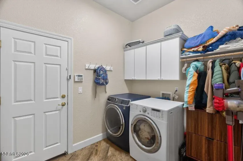 2784 Robb, Reno, Nevada 89523, 4 Bedrooms Bedrooms, ,4 BathroomsBathrooms,Residential,Residential,Robb,260003305