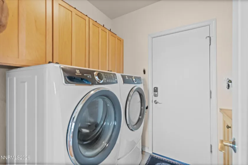 2533 Whitney Oaks, Reno, Nevada 89523, 3 Bedrooms Bedrooms, ,3 BathroomsBathrooms,Residential,Residential,Whitney Oaks,260003306