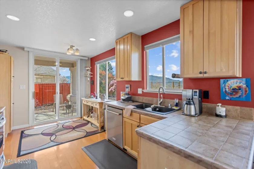 2533 Whitney Oaks, Reno, Nevada 89523, 3 Bedrooms Bedrooms, ,3 BathroomsBathrooms,Residential,Residential,Whitney Oaks,260003306