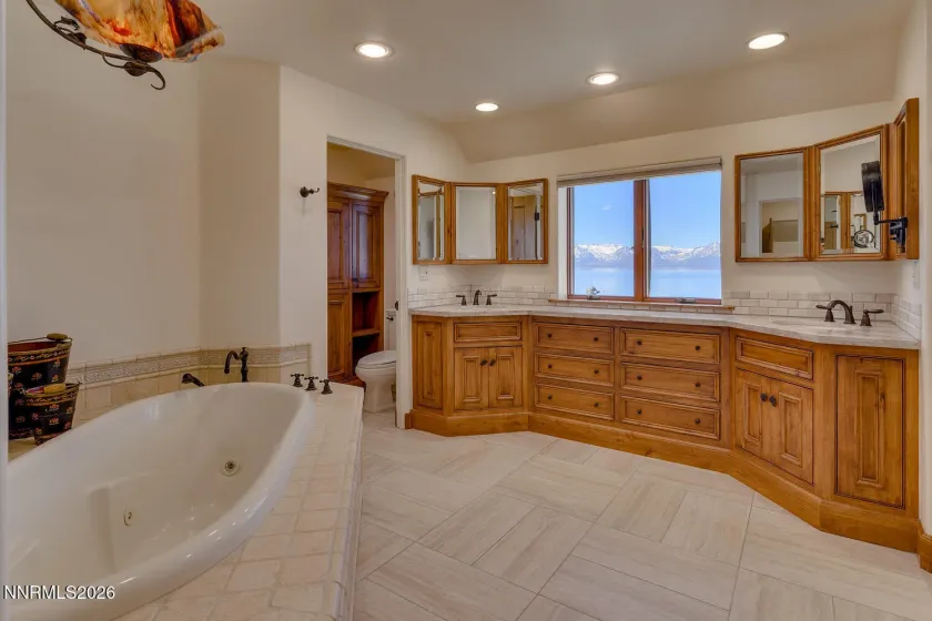 16/18 Stone Creek, Glenbrook, Nevada 89413, 7 Bedrooms Bedrooms, ,9 BathroomsBathrooms,Residential,Residential,Stone Creek,260003311