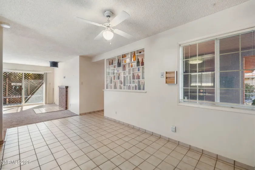 690 Lyyski, Sparks, Nevada 89431, 4 Bedrooms Bedrooms, ,2 BathroomsBathrooms,Residential,Residential,Lyyski,260003317