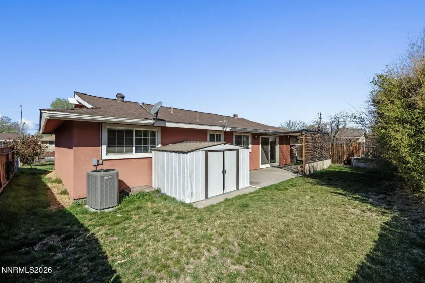 690 Lyyski, Sparks, Nevada 89431, 4 Bedrooms Bedrooms, ,2 BathroomsBathrooms,Residential,Residential,Lyyski,260003317