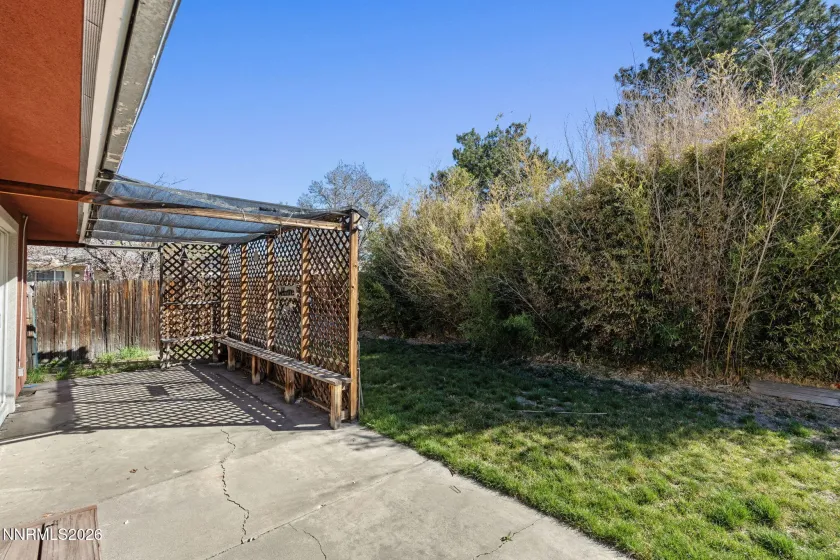 690 Lyyski, Sparks, Nevada 89431, 4 Bedrooms Bedrooms, ,2 BathroomsBathrooms,Residential,Residential,Lyyski,260003317