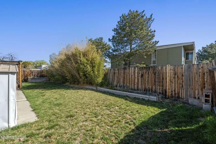 690 Lyyski, Sparks, Nevada 89431, 4 Bedrooms Bedrooms, ,2 BathroomsBathrooms,Residential,Residential,Lyyski,260003317