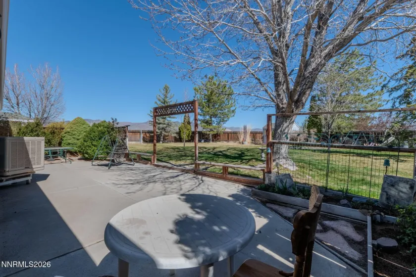 116 Woodlake, Dayton, Nevada 89403, 3 Bedrooms Bedrooms, ,2 BathroomsBathrooms,Residential,Residential,Woodlake,260003320