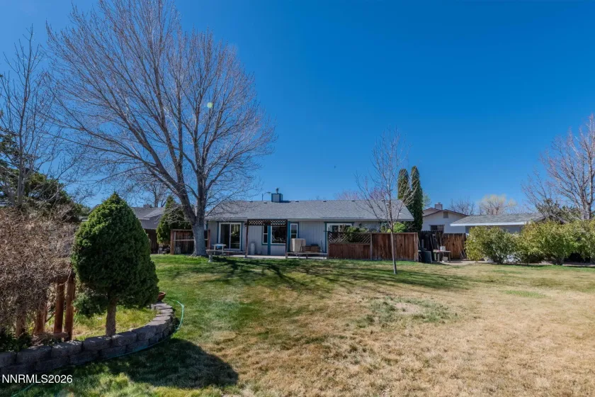 116 Woodlake, Dayton, Nevada 89403, 3 Bedrooms Bedrooms, ,2 BathroomsBathrooms,Residential,Residential,Woodlake,260003320