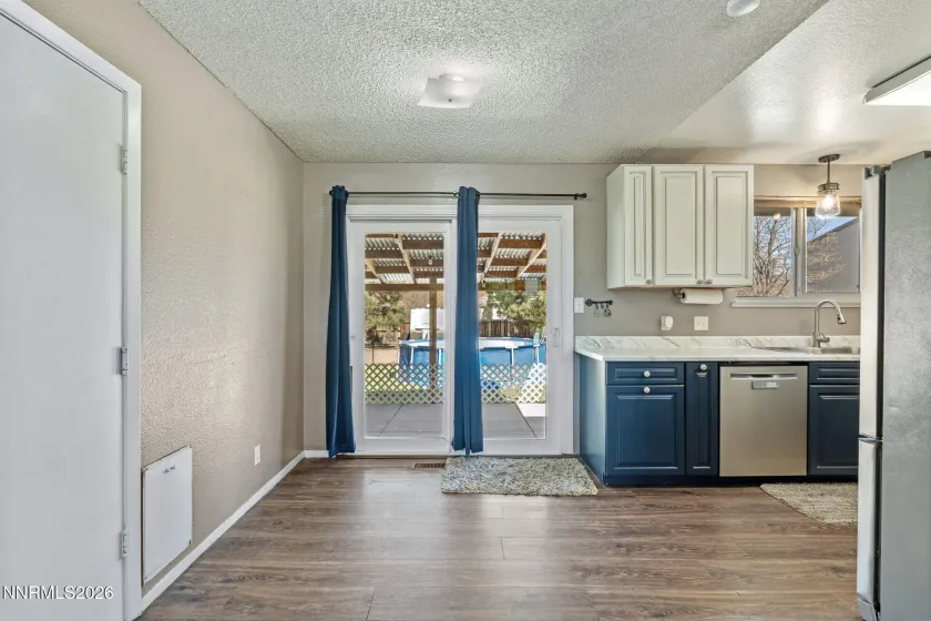 17405 Egret, Reno, Nevada 89508, 3 Bedrooms Bedrooms, ,2 BathroomsBathrooms,Residential,Residential,Egret,260003323