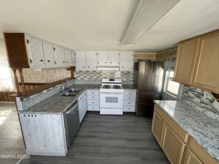395 Nevada, Imlay, Nevada 89418, 2 Bedrooms Bedrooms, ,1 BathroomBathrooms,Residential,Residential,Nevada,260003329