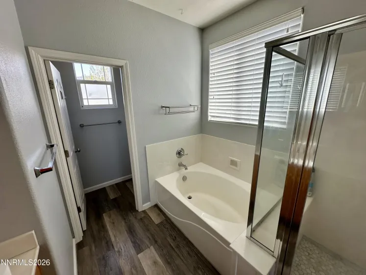 11201 Messina, Reno, Nevada 89521, 4 Bedrooms Bedrooms, ,3 BathroomsBathrooms,Residential,Residential,Messina,260003331