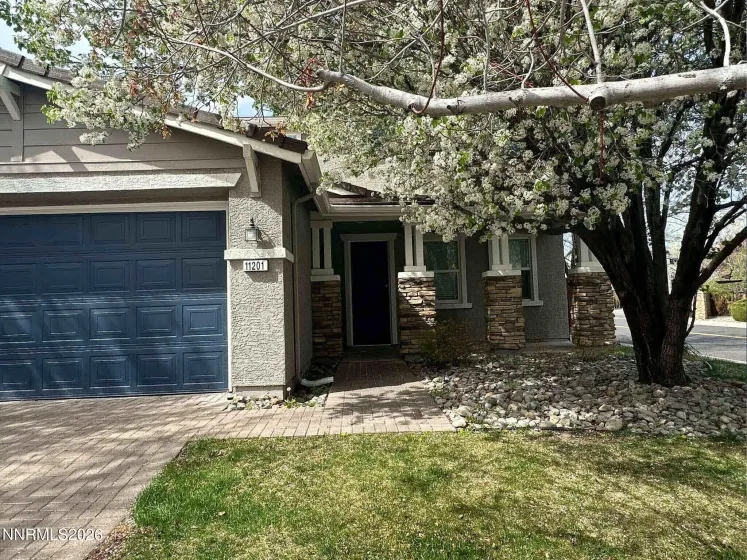 11201 Messina, Reno, Nevada 89521, 4 Bedrooms Bedrooms, ,3 BathroomsBathrooms,Residential,Residential,Messina,260003331