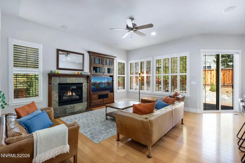 4910 Turning Leaf, Reno, Nevada 89519, 3 Bedrooms Bedrooms, ,2 BathroomsBathrooms,Residential,Residential,Turning Leaf,260003332