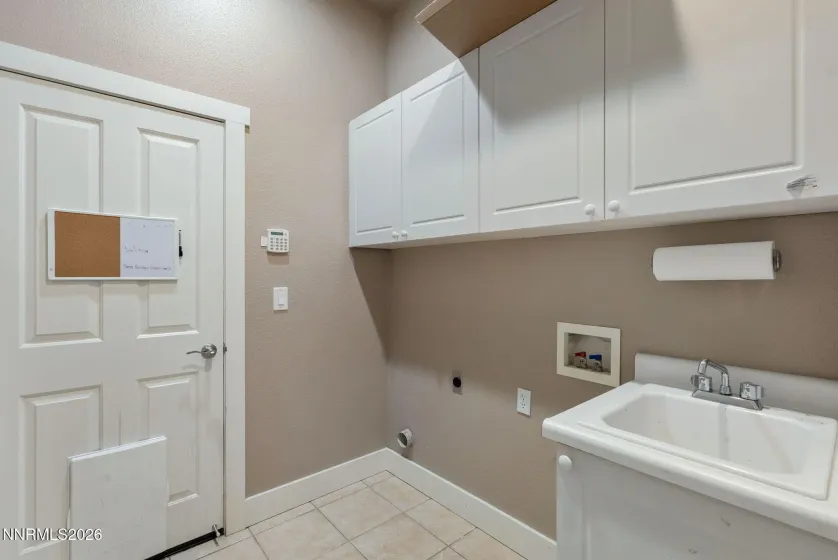 4910 Turning Leaf, Reno, Nevada 89519, 3 Bedrooms Bedrooms, ,2 BathroomsBathrooms,Residential,Residential,Turning Leaf,260003332