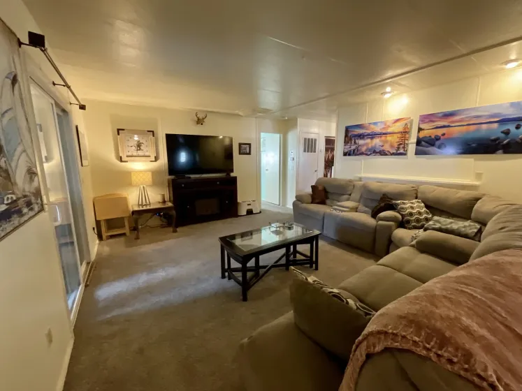 179 Brannan Way, Reno, Nevada 89511, 3 Bedrooms Bedrooms, 11 Rooms Rooms,2 BathroomsBathrooms,Manufactured,Residential,Brannan,260003333