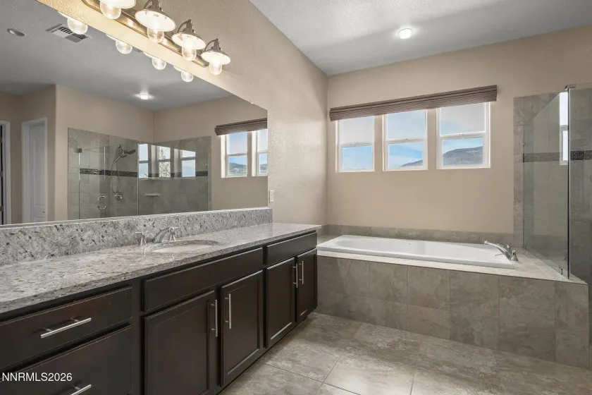 9805 Cardigan Bay, Reno, Nevada 89521, 4 Bedrooms Bedrooms, ,3 BathroomsBathrooms,Residential,Residential,Cardigan Bay,260003335