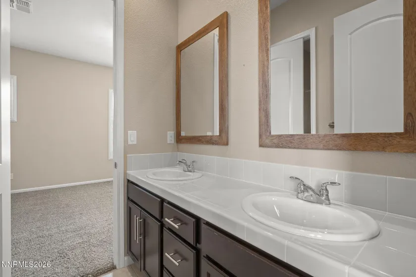 9805 Cardigan Bay, Reno, Nevada 89521, 4 Bedrooms Bedrooms, ,3 BathroomsBathrooms,Residential,Residential,Cardigan Bay,260003335