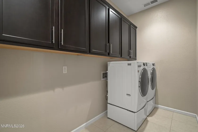 9805 Cardigan Bay, Reno, Nevada 89521, 4 Bedrooms Bedrooms, ,3 BathroomsBathrooms,Residential,Residential,Cardigan Bay,260003335