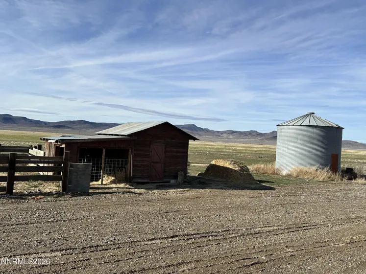 0 NV-305, Battle Mountain, Nevada 89820, 12 Bedrooms Bedrooms, ,8 BathroomsBathrooms,Farm & Ranch,Residential,NV-305,260003342
