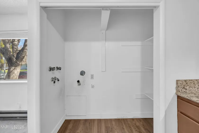 5001 Catalina, Reno, Nevada 89502, 2 Bedrooms Bedrooms, ,1 BathroomBathrooms,Residential,Residential,Catalina,260003344