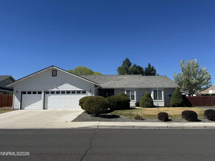 772 Red Hawk, Fernley, Nevada 89408, 4 Bedrooms Bedrooms, ,2 BathroomsBathrooms,Residential,Residential,Red Hawk,260003369