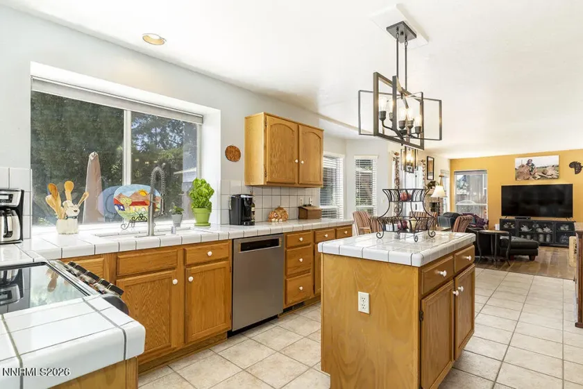 4490 Reddawn, Reno, Nevada 89523, 4 Bedrooms Bedrooms, ,3 BathroomsBathrooms,Residential,Residential,Reddawn,260003371